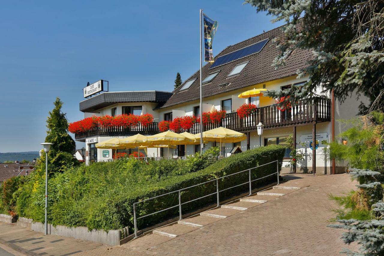 Themen Hotel Terrassen Cafe Бад-Мюндер-ам-Дайстер Экстерьер фото